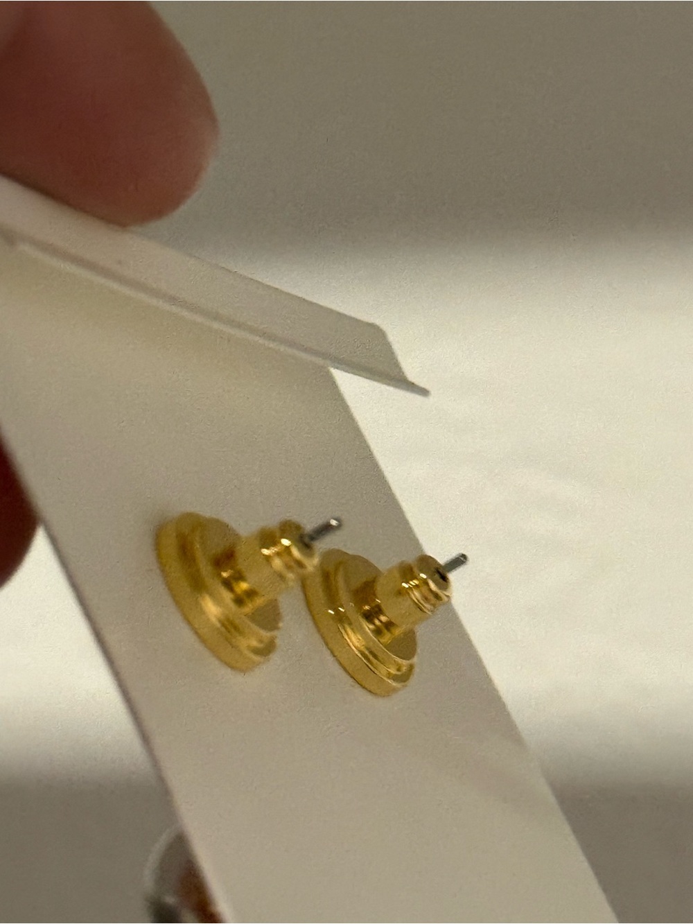 NWT Tory burch Elegant Gold and Pearl Drop Earrings - Picture 7 of 7